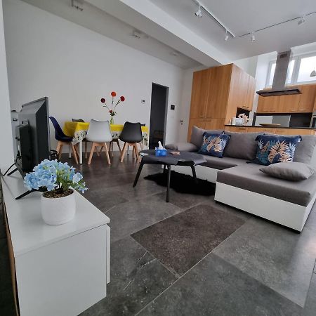 Bb Guesthouse Wezembeek-Oppem エクステリア 写真